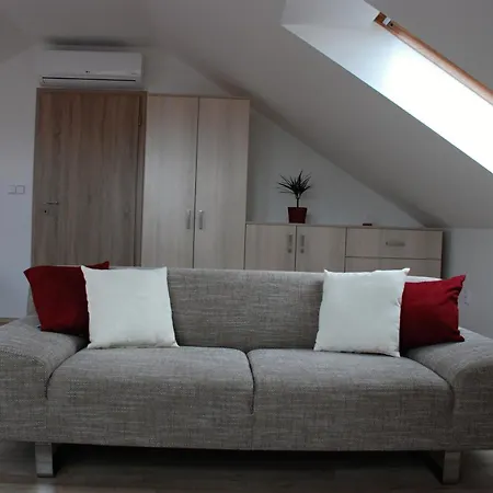 Apartment Na Slunecni *