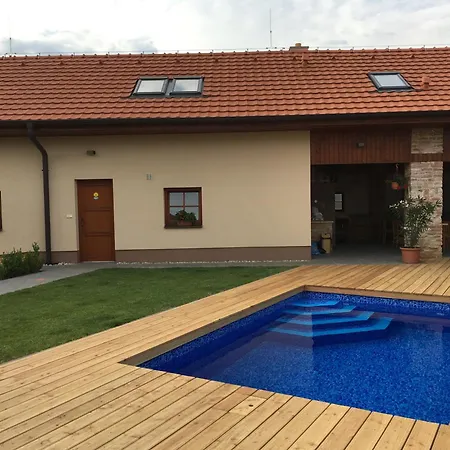 Apartment Na Slunecni