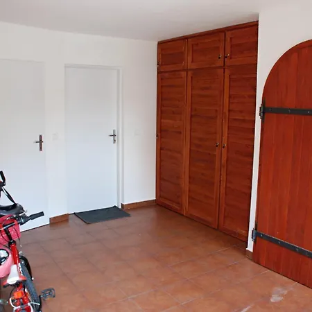 Na Slunecni Apartment