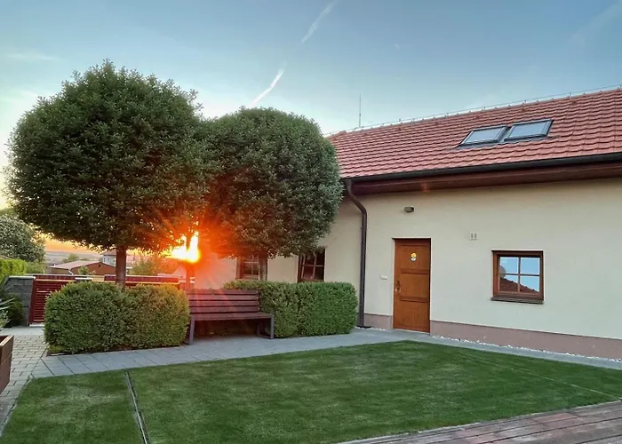 Apartment Na Slunecni