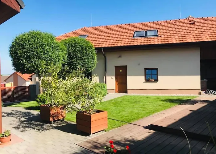 Na Slunecni Apartment *