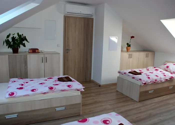 Apartment Na Slunecni