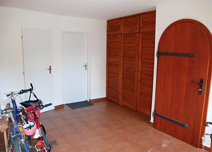 Na Slunecni Apartment